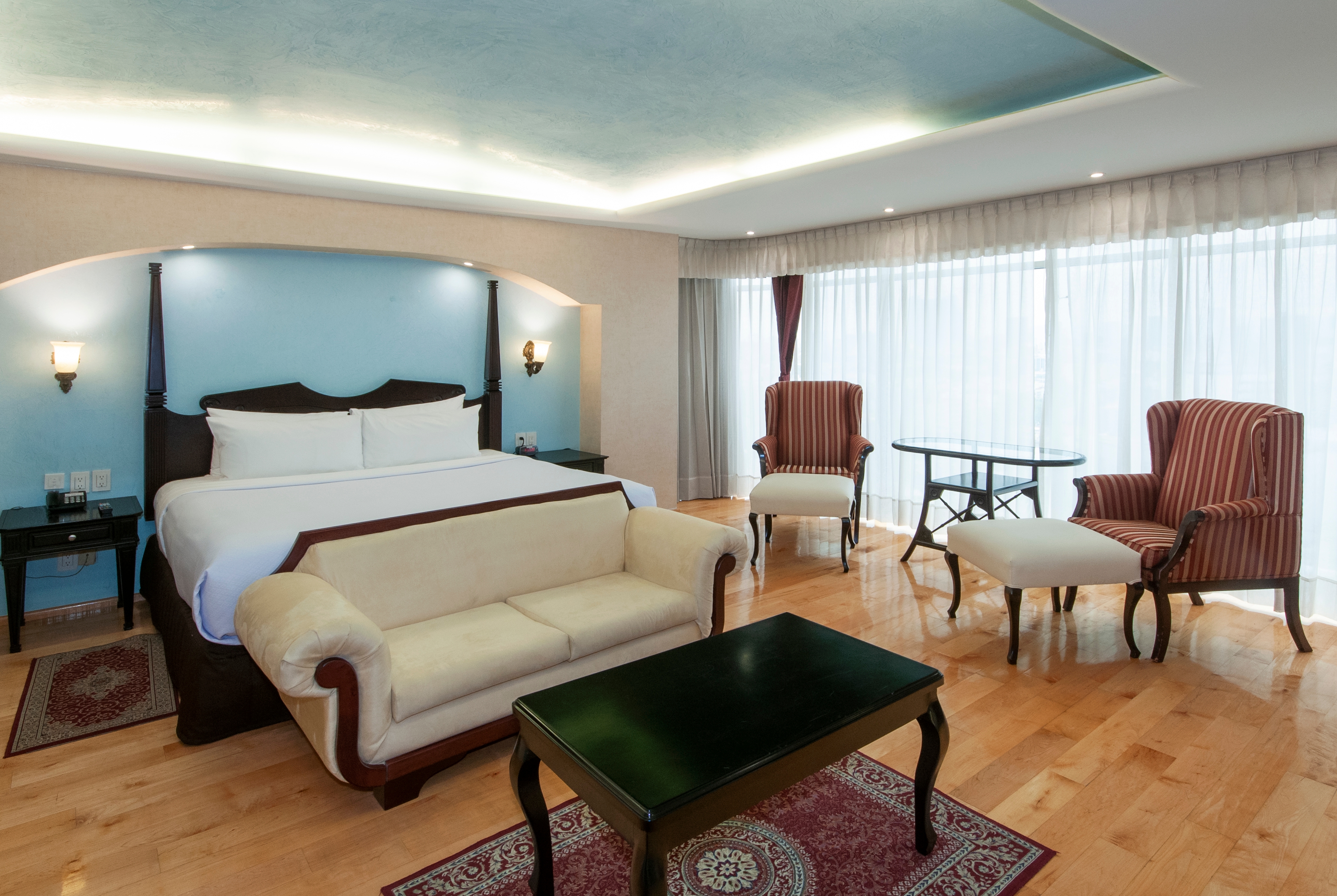 BelAir Unique, a Wyndham Hotel suite in Mexico City, Other than US/Canada